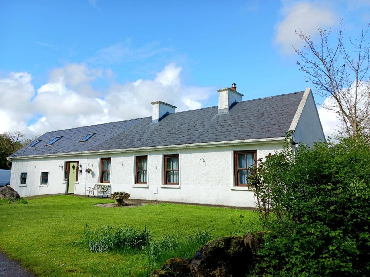 Apartamento Rural Retreat Near Knock Ballyhaunis Exterior foto